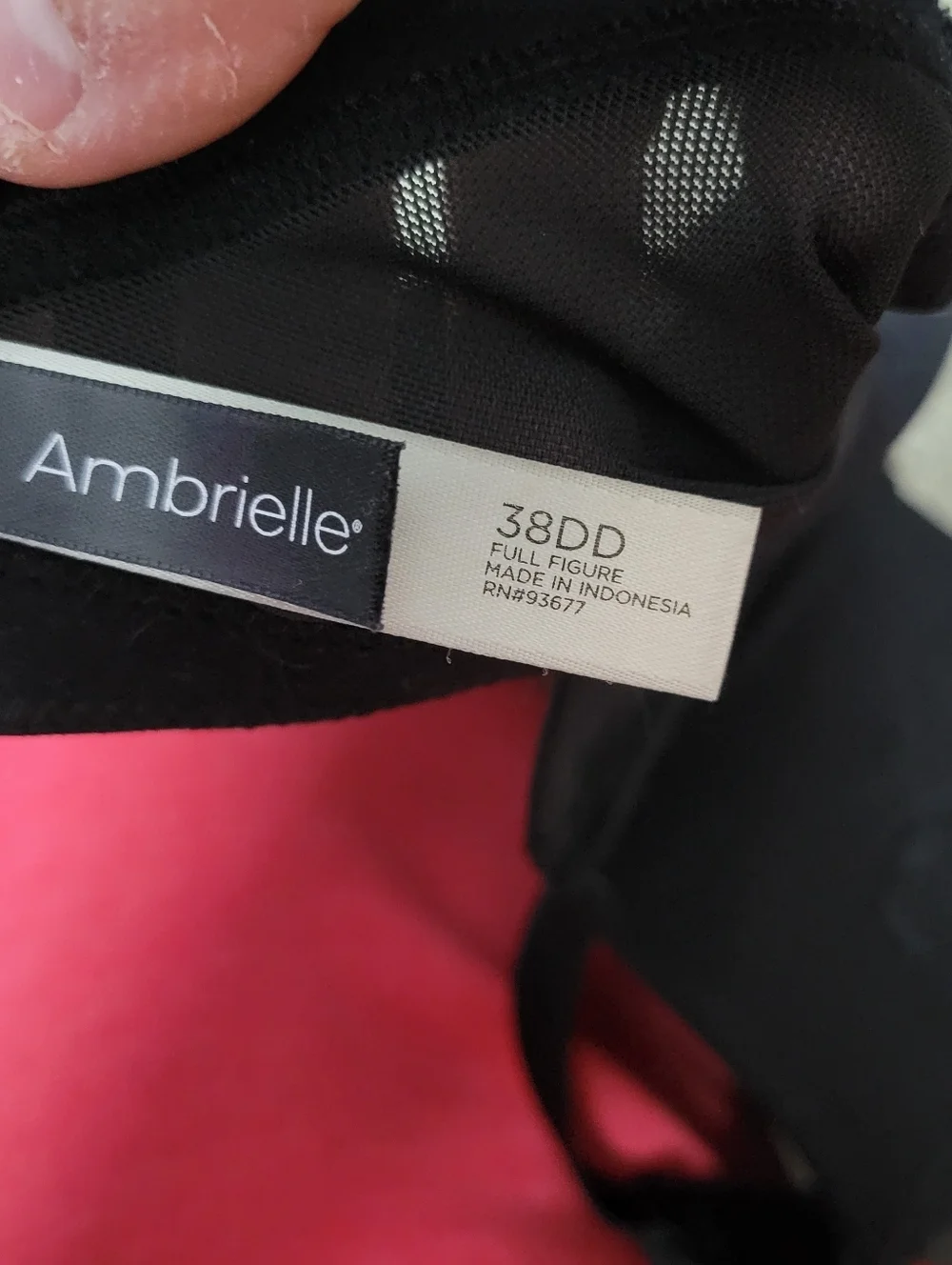 Ambrielle never worn